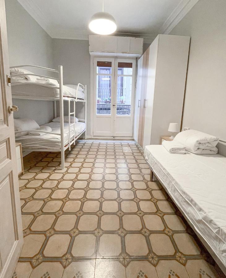 Az The Old Town Hostel - Coliving ซาราโกซา ภายนอก รูปภาพ
