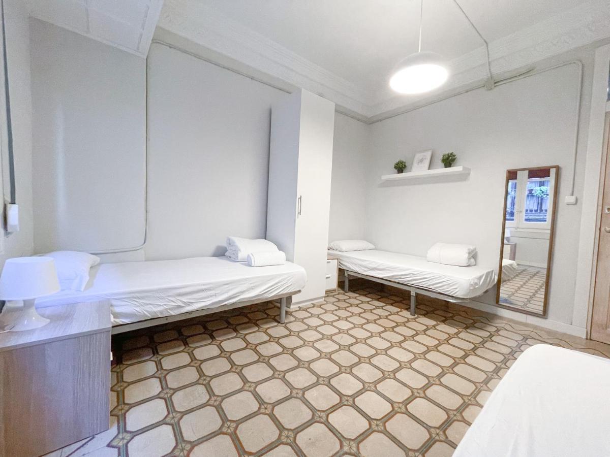 Az The Old Town Hostel - Coliving ซาราโกซา ภายนอก รูปภาพ